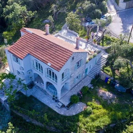 בית נופש Sinies Stone - Ne Corfu *